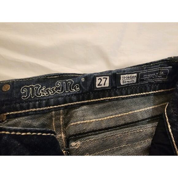 Miss Me Women’s Bermuda Shorts 27 Rhinestone Embellished Pockets Cuffed - Picture 3 of 3